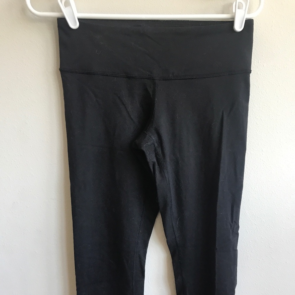 💗 LULULEMON MID RISE LEGGING 💗 - Picture 2 of 4